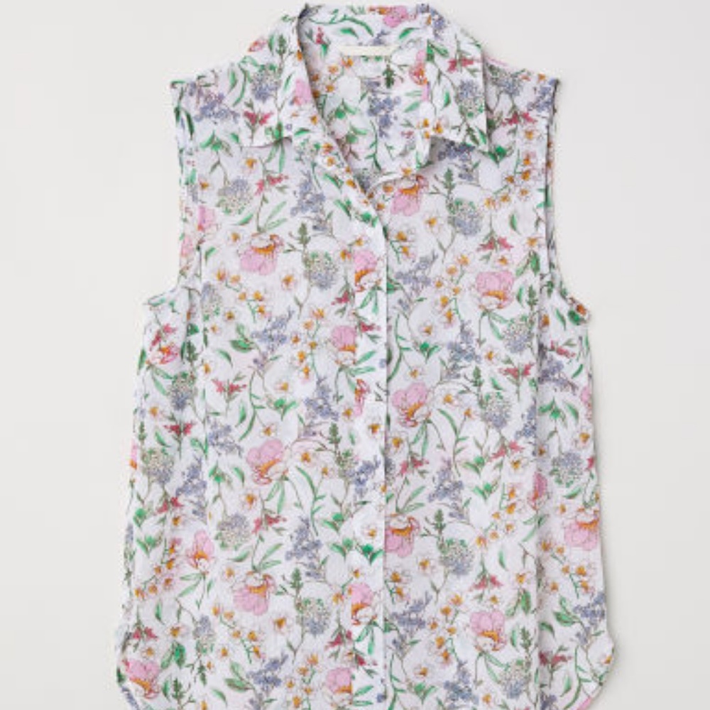 H&M White Floral Sleeveless Button Down